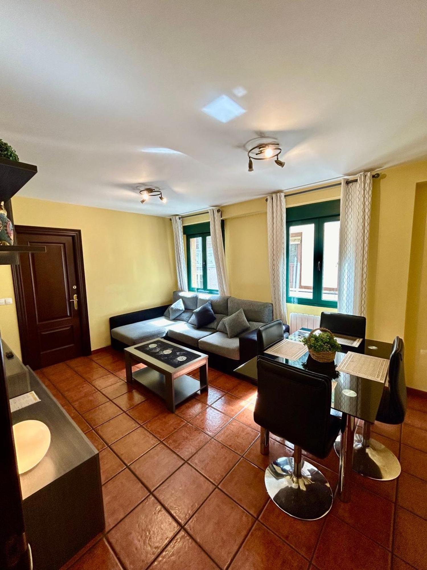 Altair Apartment Кудилеро Екстериор снимка