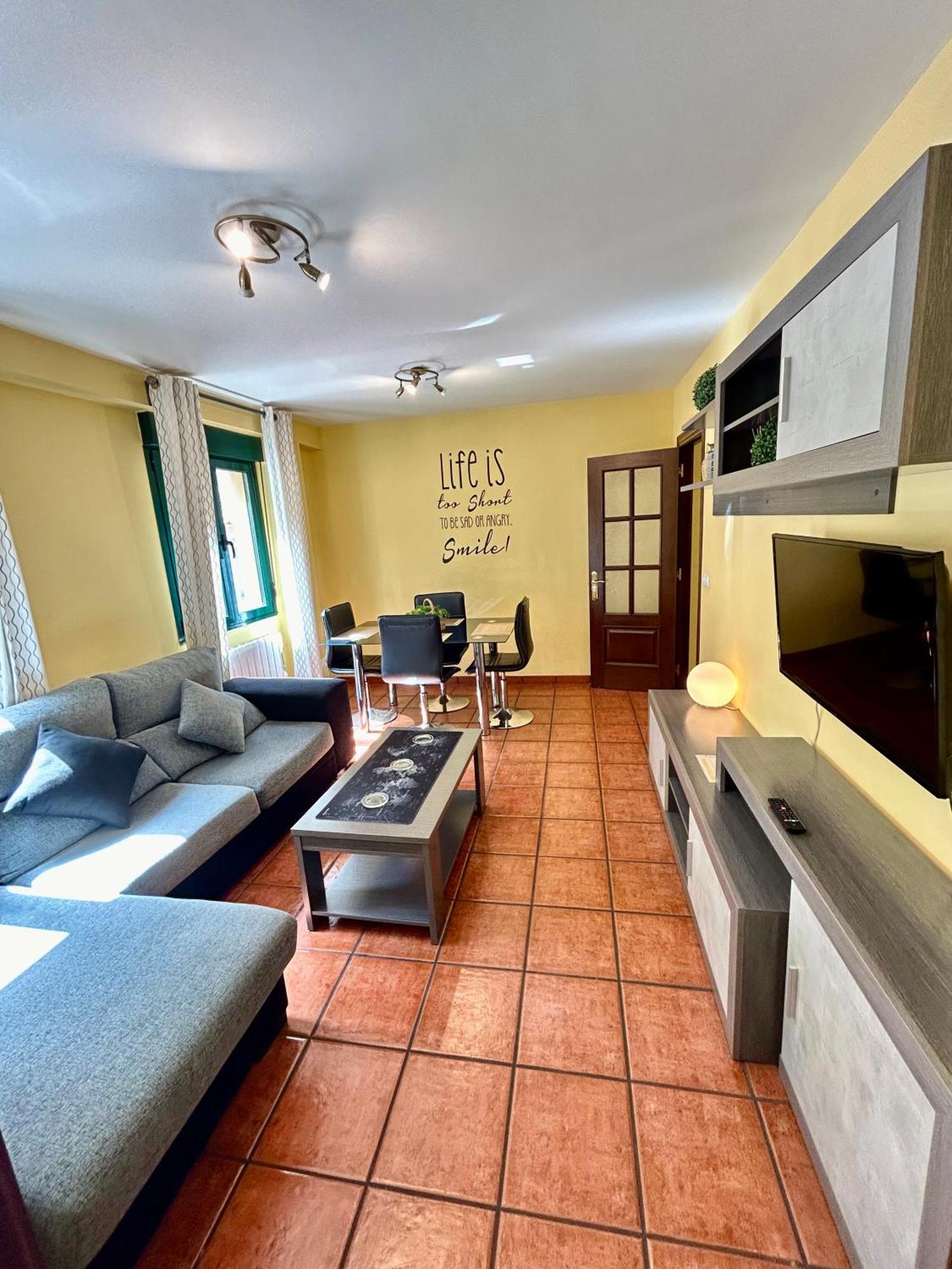 Altair Apartment Кудилеро Екстериор снимка